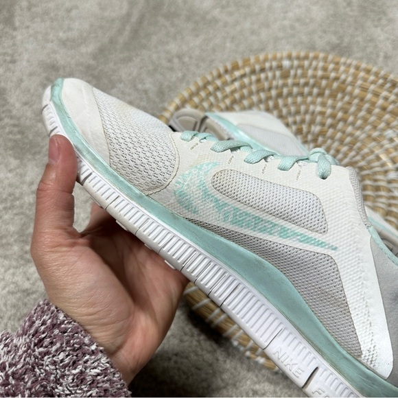 Nike Women’s Free 4.0 V3 Running Shoes Sneakers in White Light Aqua Size 8 - Picture 11 of 16